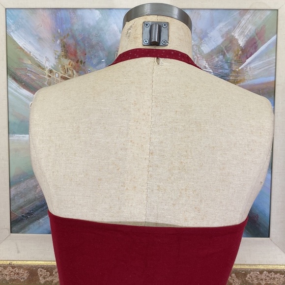 BCBGMaxAzria Sequin Halter Style Top - Picture 5 of 9